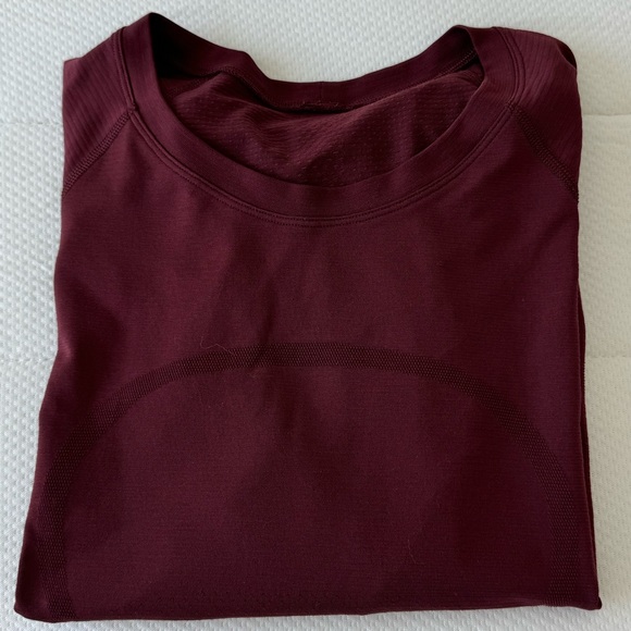 LULULEMON TOP - Picture 1 of 4